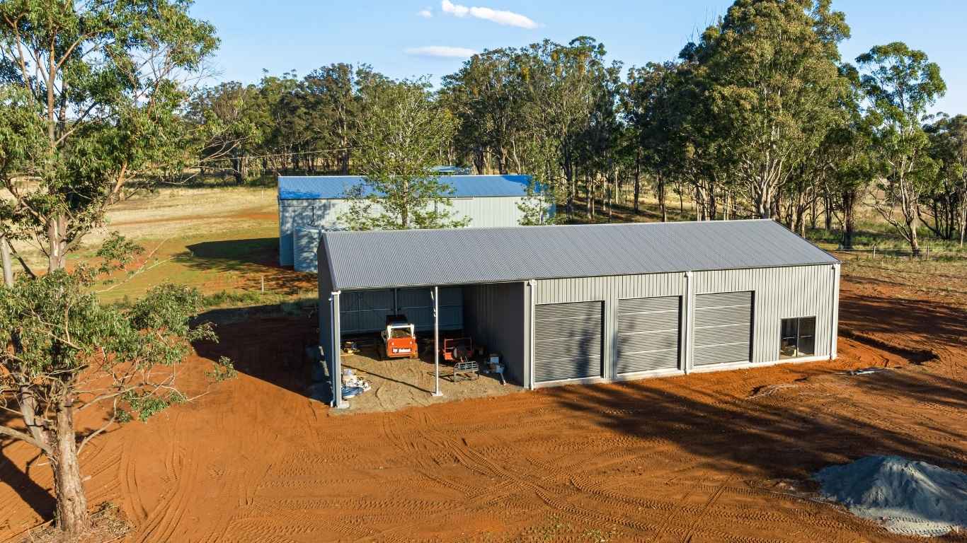 Multi-purpose acreage shed, Highfields