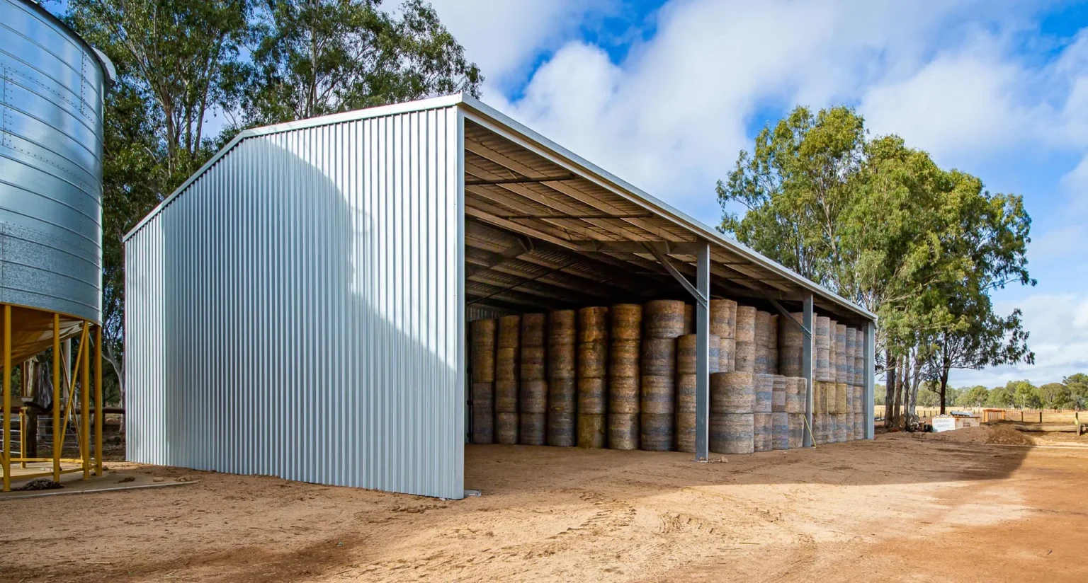 Open-front hay shed with clear access